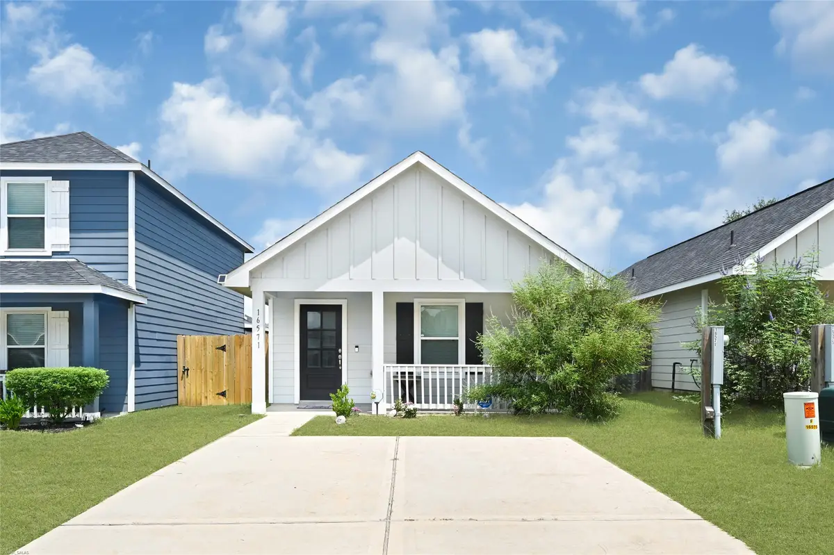 16571 Colleen Place, Conroe, TX 77306 - Image #1