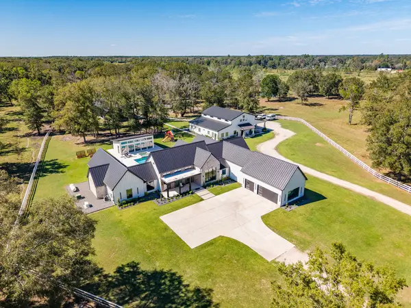 570 County Road 6510, Dayton, TX 77535