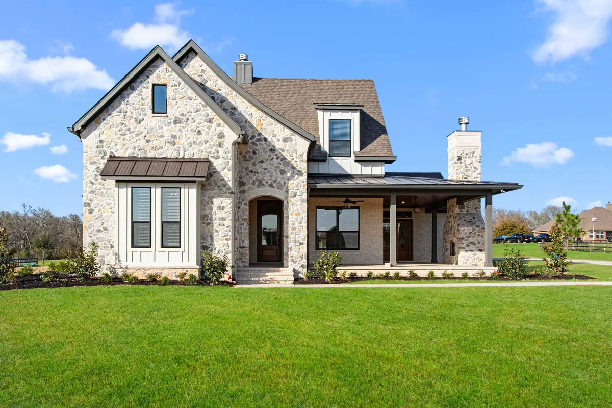 662 Blue Topaz Drive, Bellville, TX 77418 - Image #1