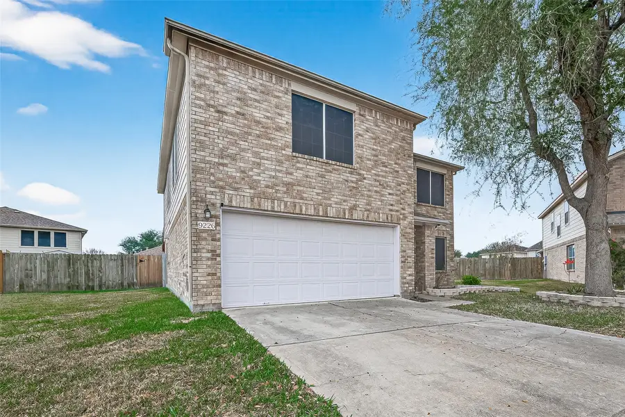 9226 Macmillan Lane, Houston, TX 77083 - Image #3