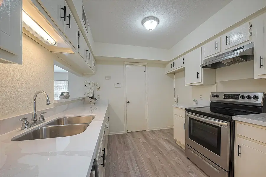 3968 Belle Park Drive #3968, Houston, TX 77072 - Image #2