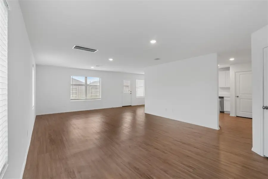 3034 Twisted Myrtle Drive, Conroe, TX 77301 - Image #3