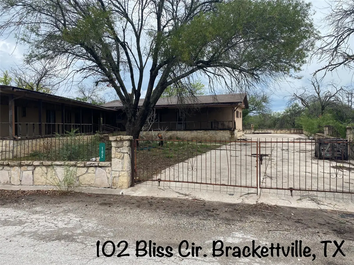 102 Bliss Circle, Brackettville, TX 78832 - Image #1