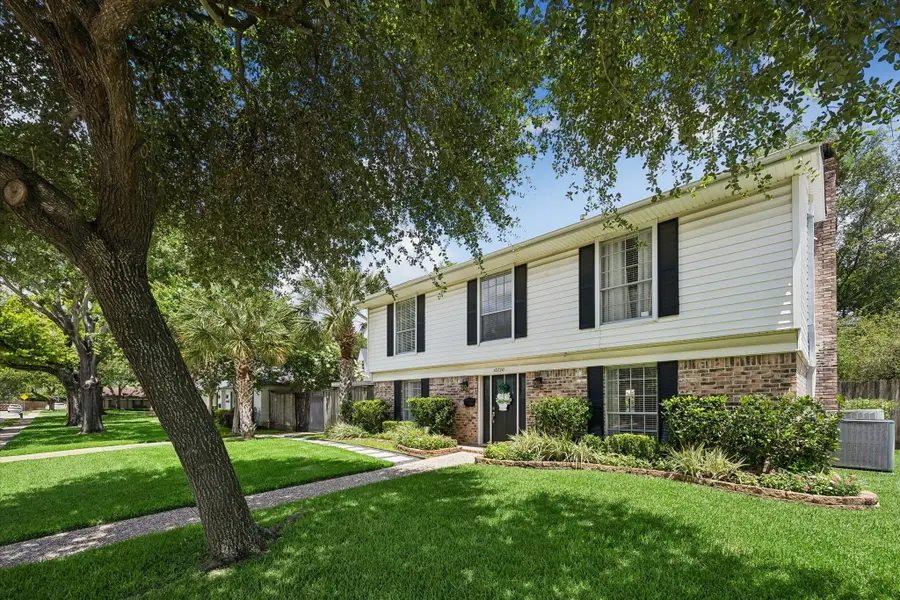10730 Cedar Creek Drive, Houston, TX 77042 - #2