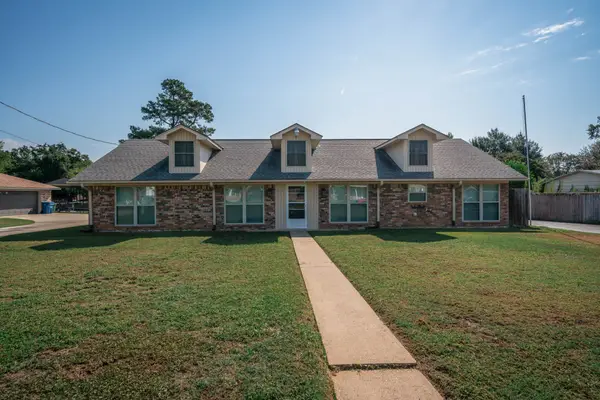 1304 Steve Street, White Oak, TX 75693