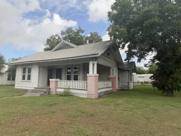 115 Summit Street, Schulenburg,  78956