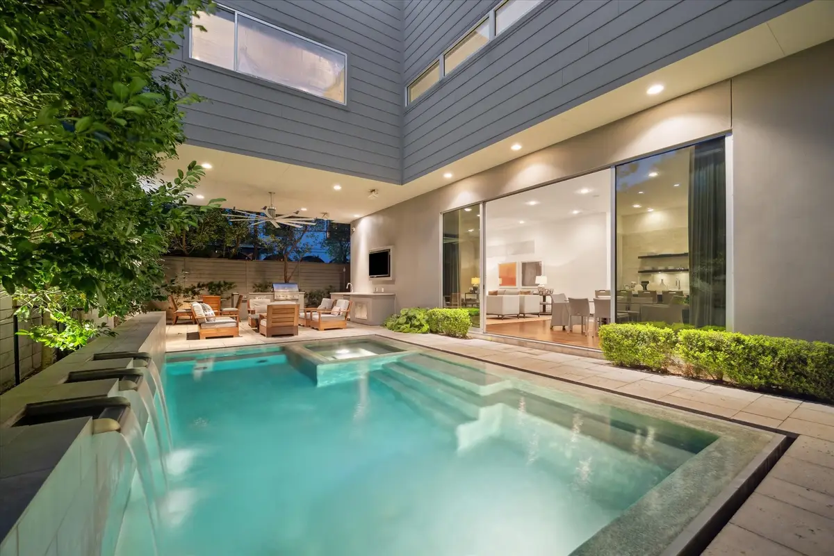 2211 Avalon Place, Houston, TX 77019 - Image #1