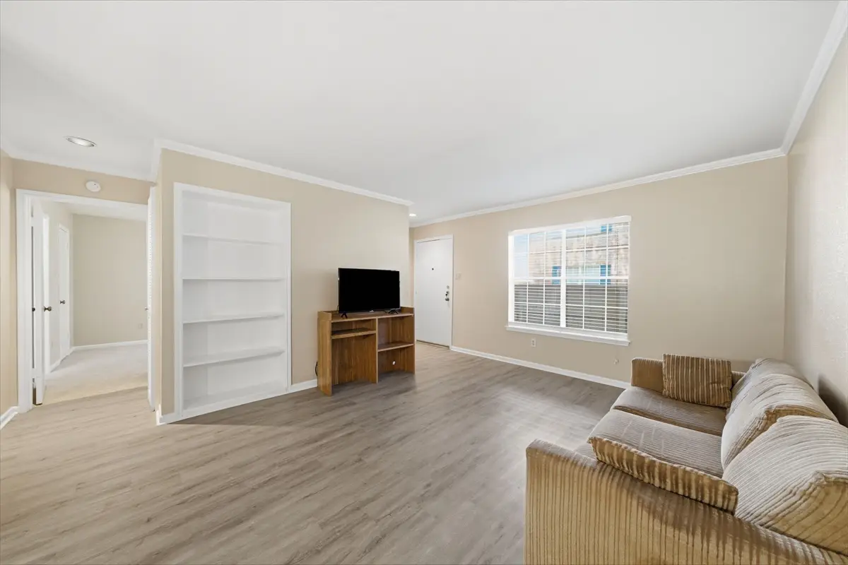 2350 Bering Drive #121, Houston, TX 77057 - #1