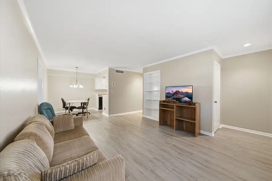 2350 Bering Drive #121, Houston, TX 77057 - #2