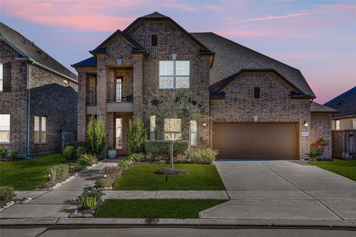 2310 Ironwood Pass Drive, Missouri City, TX 77459 - Image #1