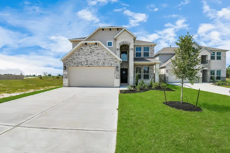 323 Ice Shore Trail, Dayton, TX 77535 - Image #2