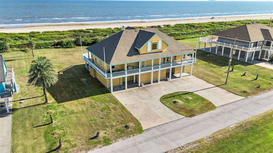 680 Villa Drive, Crystal Beach, TX 77650 - #2