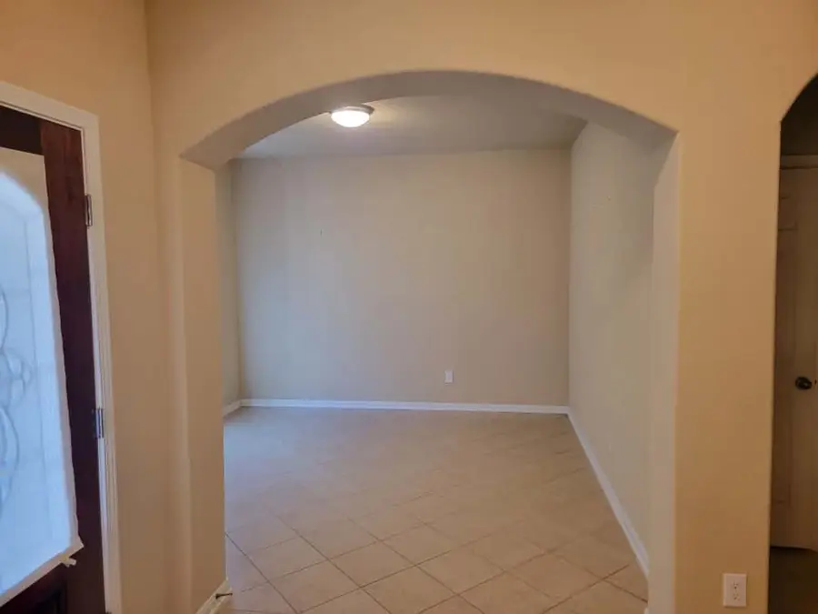 8930 Silent Hills Lane, Richmond, TX 77407 - Image #2