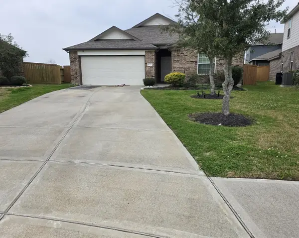 9222 Melmack Drive, Rosharon, TX 77583