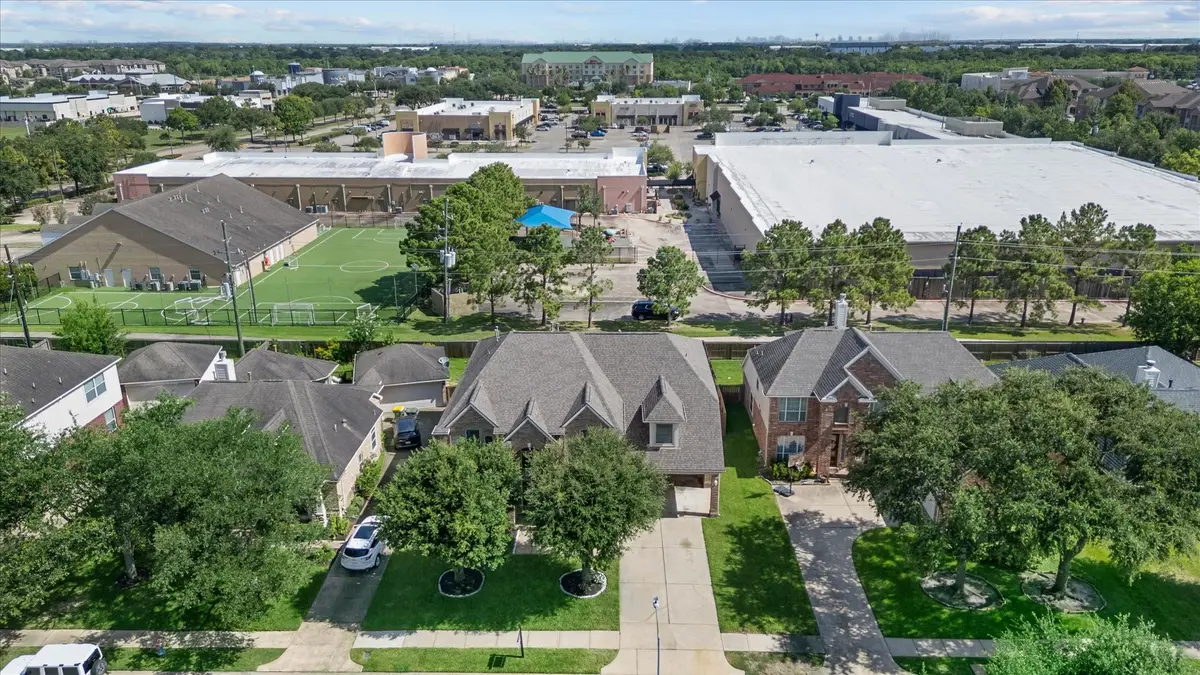 12009 Banks Run Drive, Pearland, TX 77584 - #1
