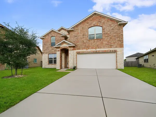 13206 Barrington Oaks Circle, Houston, TX 77044