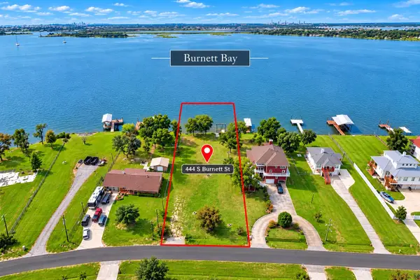 444 S Burnett Drive, Baytown, TX 77520