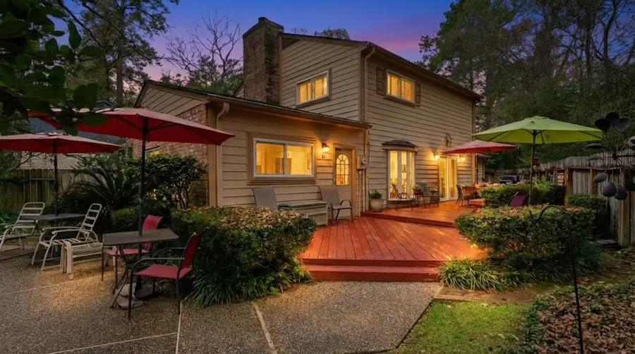 18 Still Glen Court, The Woodlands, TX 77381 - Image #2