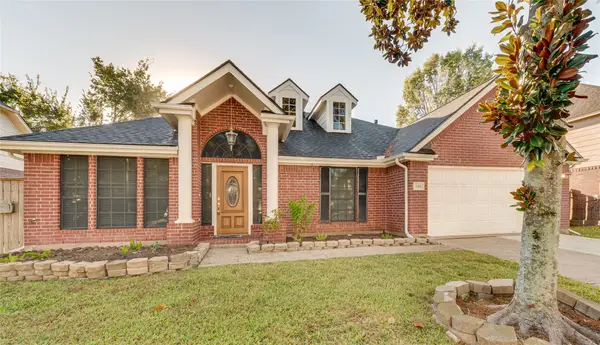2311 Piney Woods Drive, Pearland, TX 77581