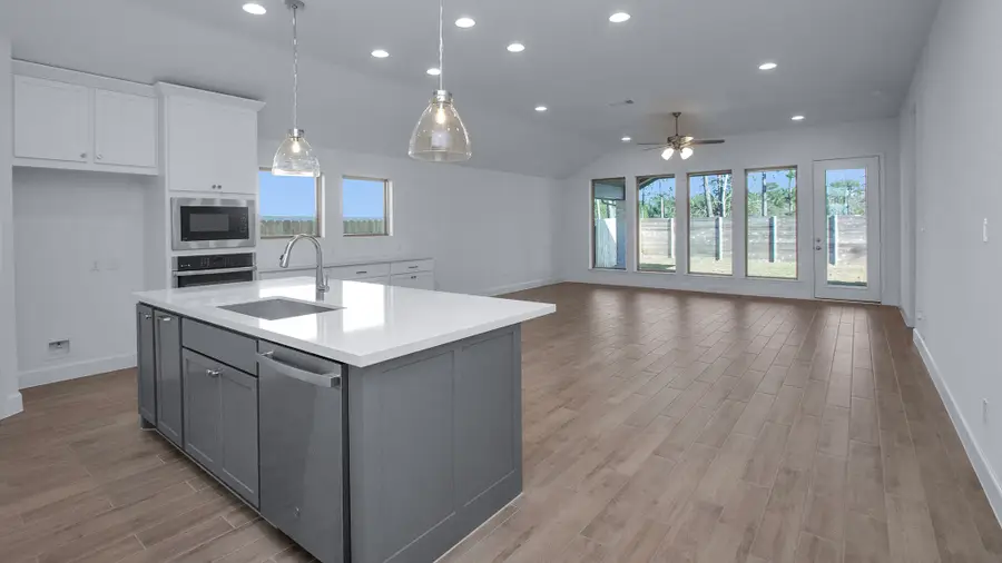 18239 Hardy Fir Court, Conroe, TX 77302 - Image #3