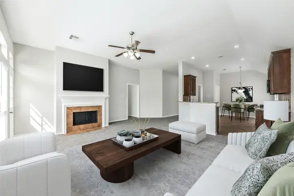 2024 Shore Breeze Drive, Pearland, TX 77584