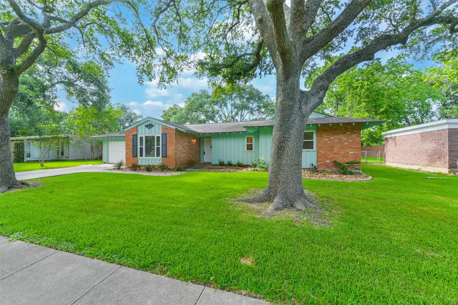 10251 Old Orchard Road, La Porte, TX 77571 - Image #2