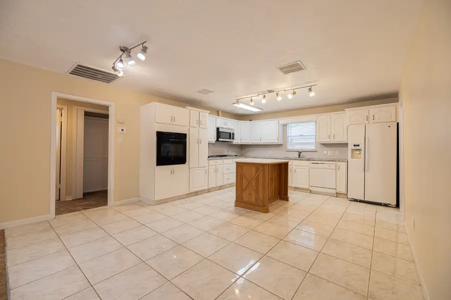 4113 Edison Street #B, Houston, TX 77009 - #2