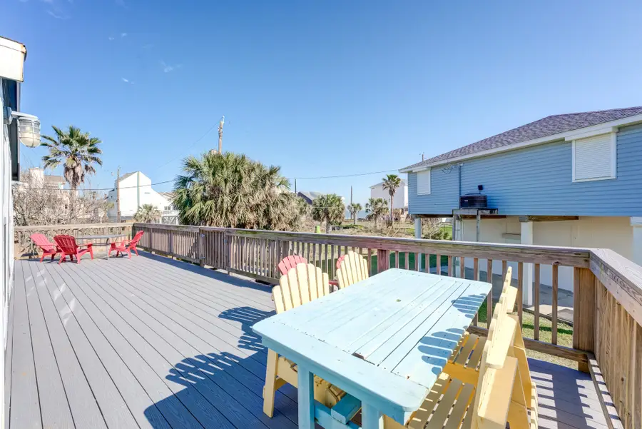 4211 Surf Drive, Galveston, TX 77554 - #3