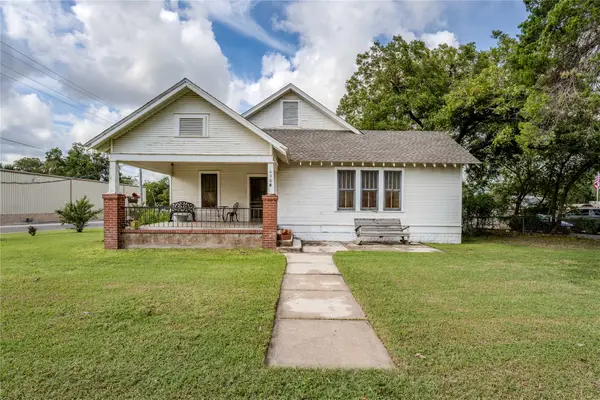 406 N Main Street, La Grange, TX 78945