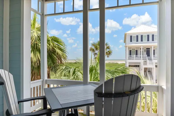 1822 Seaside Drive, Galveston, TX 77550