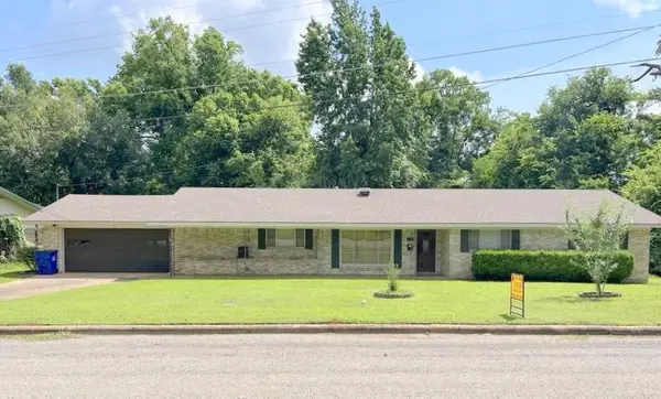 302 Cordell Drive, Crockett, TX 75835