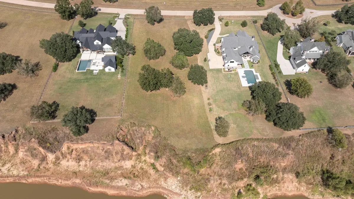 30958 Riverlake Road, Fulshear, TX 77441 - Image #1
