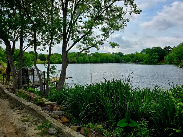 11920 Woodcrest Drive, Willis, TX 77318