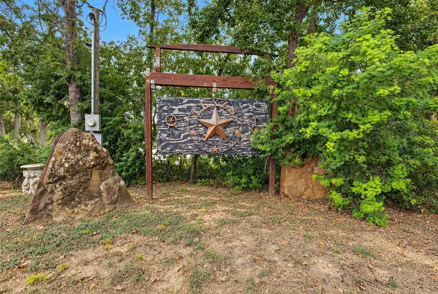 11920 Woodcrest Drive, Willis, TX 77318 - #2