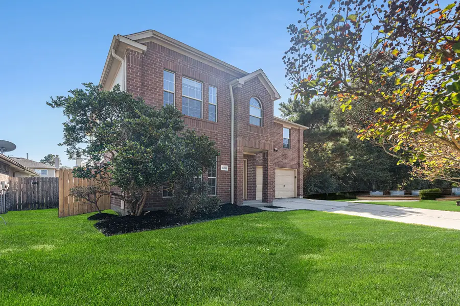 32035 Annice Lane, Pinehurst, TX 77362 - Image #2