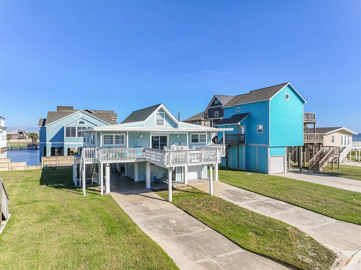 16904 Beachcomber Drive, Galveston, TX 77554 - Image #1