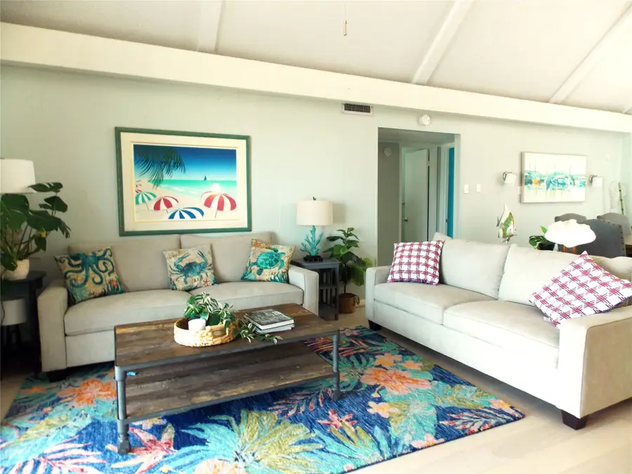 16904 Beachcomber Drive, Galveston, TX 77554 - Image #3