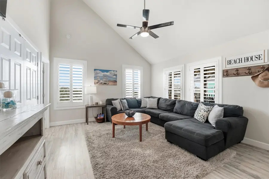 3819 Las Palmas Street, Galveston, TX 77554 - #3