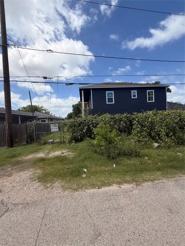 4619 Maggie Street #A, Houston, TX 77051
