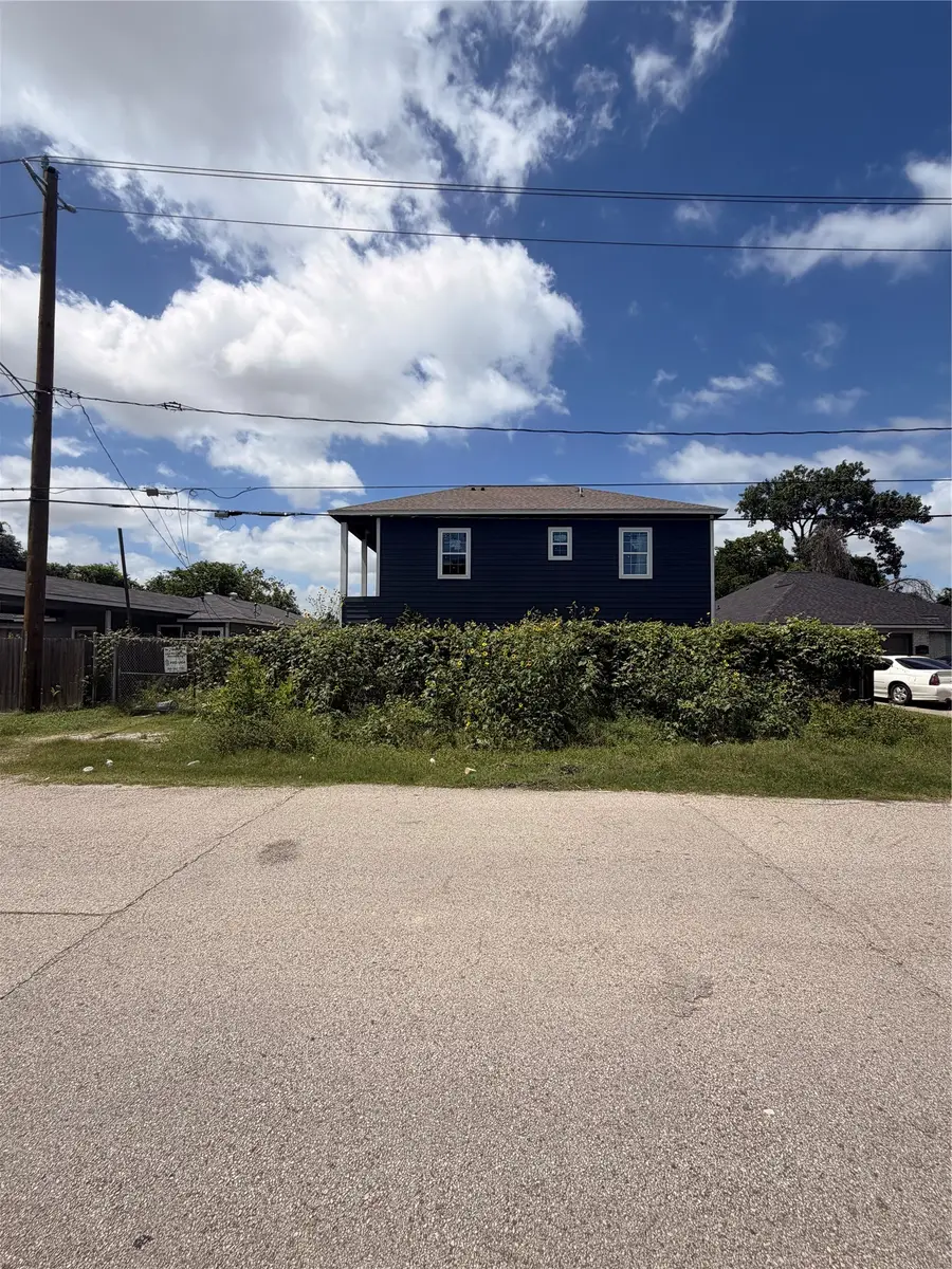 4619 Maggie Street #A, Houston, TX 77051 - #2