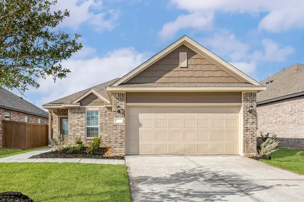 8806 New Jade Drive, Iowa Colony, TX 77583