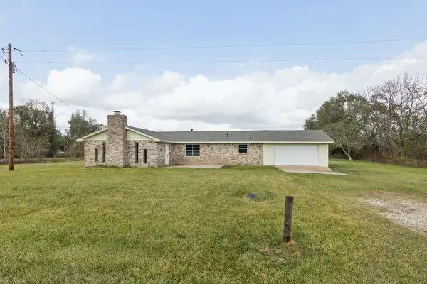 1544 County Road 2107, Liberty, TX 77575