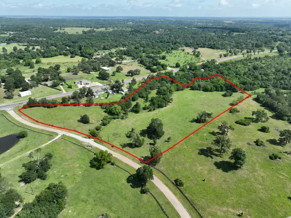 8566 Equestrian Lane, Washington, TX 77880