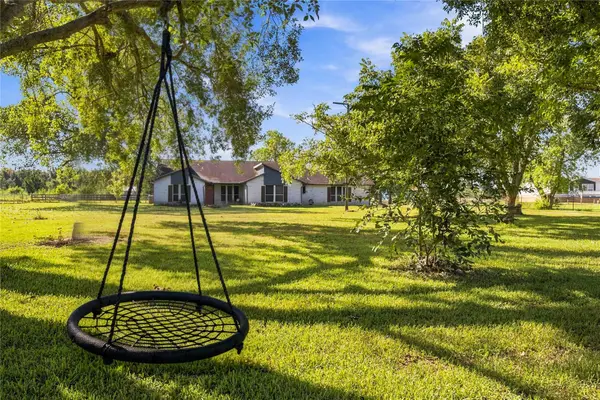 4697 Wickwillow Lane, Alvin, TX 77511