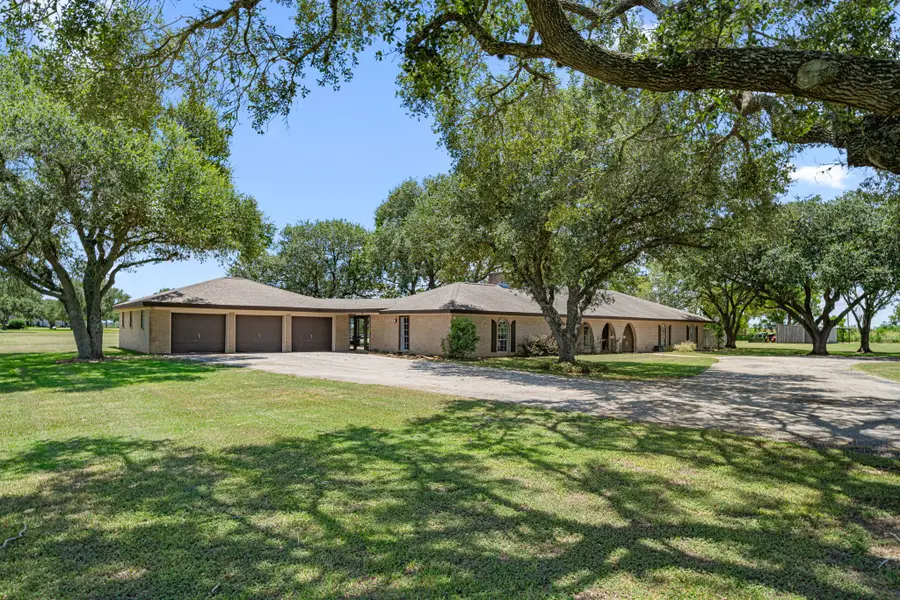 3148 Fm 333 Road, Garwood, TX 77442 - Image #2