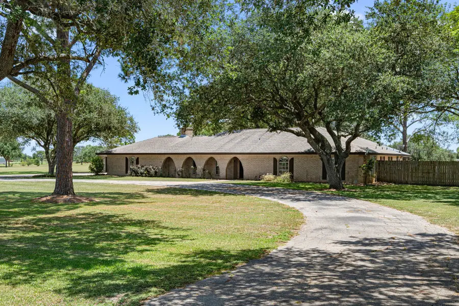 3148 Fm 333 Road, Garwood, TX 77442 - Image #3