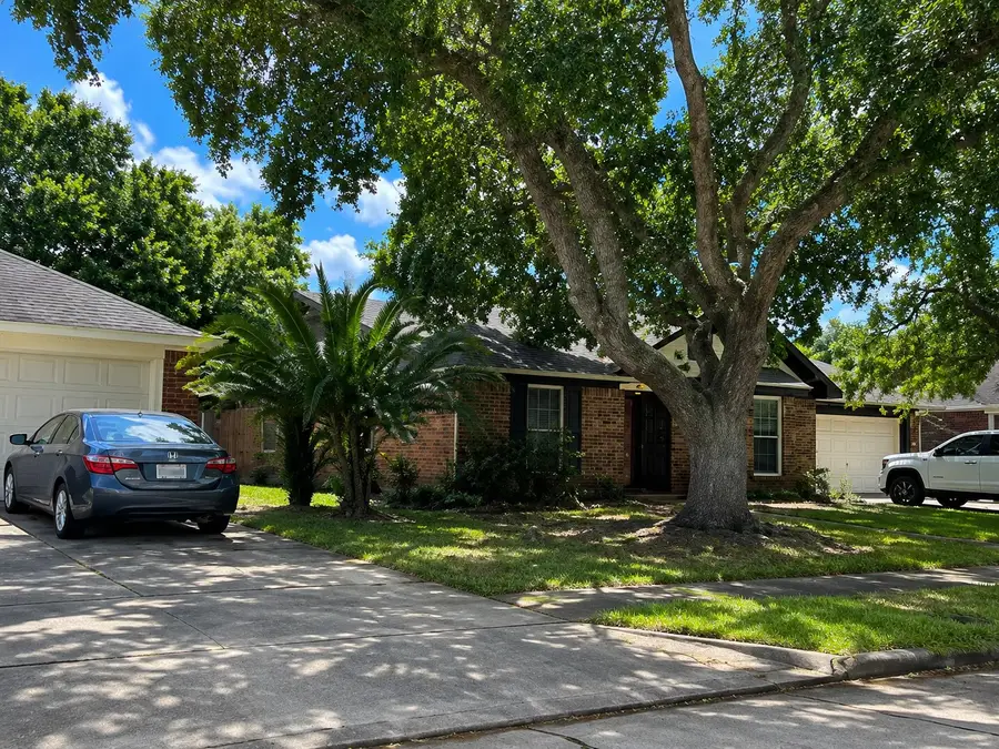 4905 Glenview Drive, La Porte, TX 77571 - #3