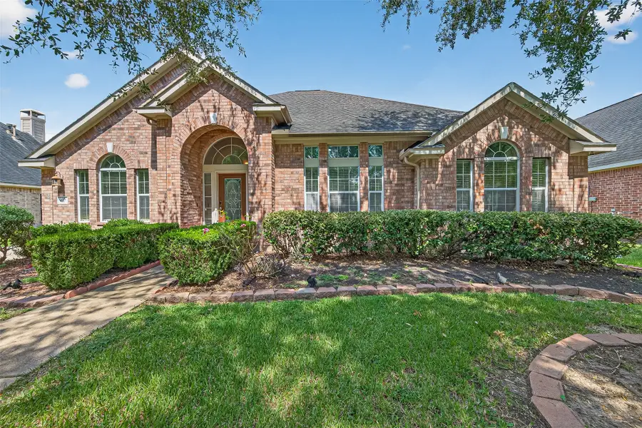 718 Silver Creek Circle, Richmond, TX 77406 - Image #3