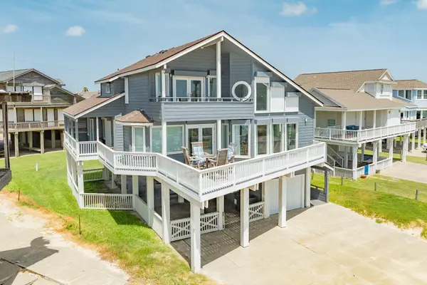 4239 Spoonbill Lane, Galveston, TX 77554