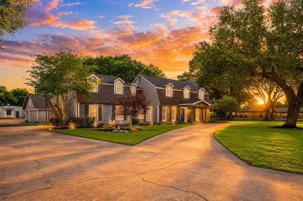 10419 W Hidden Lake Lane, Richmond, TX 77406